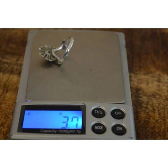 Sterling  Silver Marcasite Sunflower Ring Size 6.75 - Picture 9 of 9